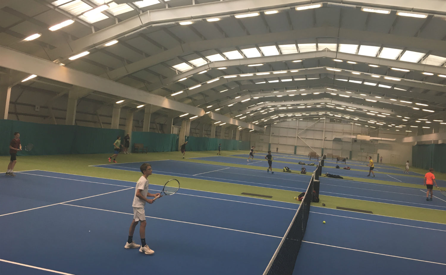 Indoor_Courts_Devonshire_Racquets