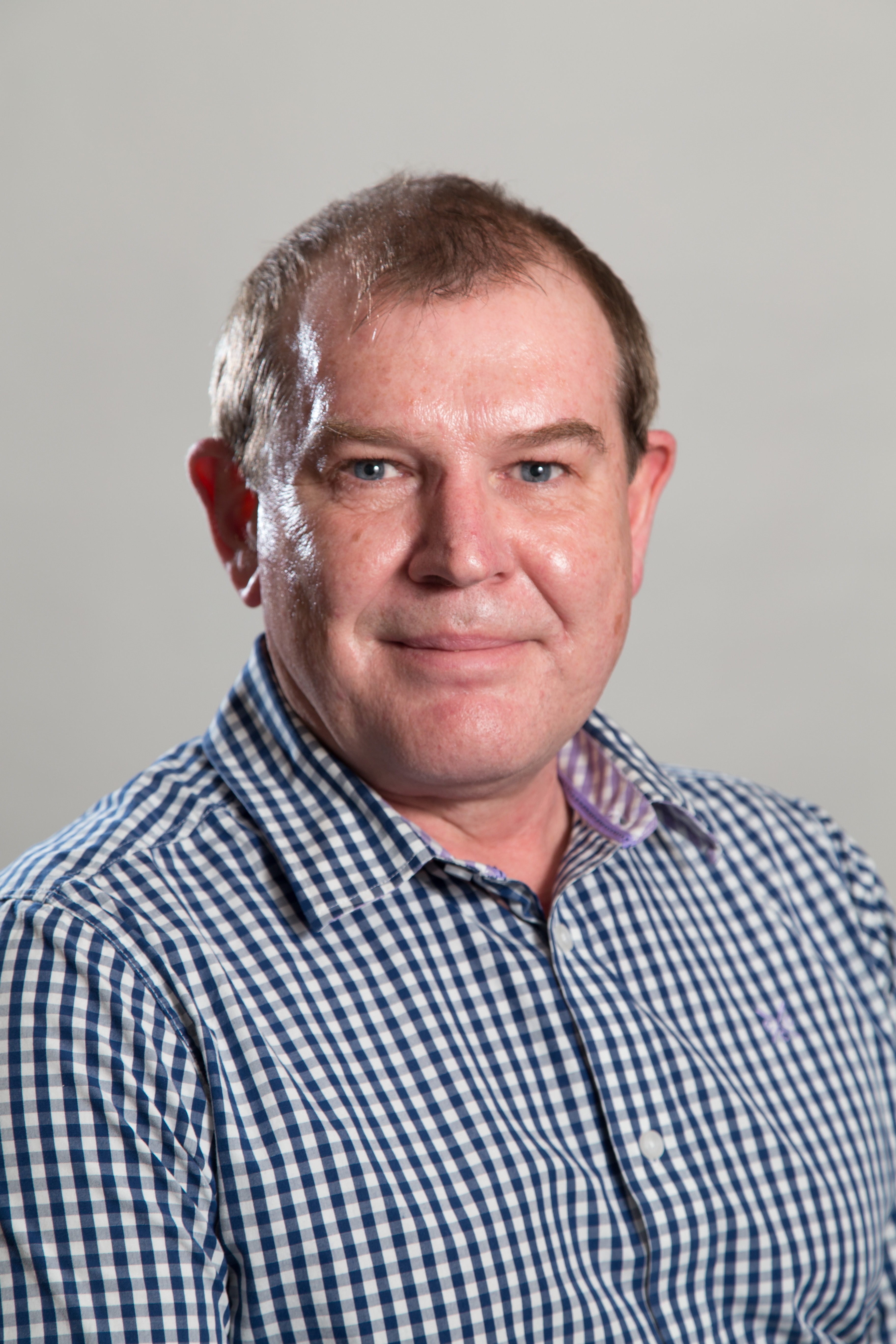 Mr L Van Niekerk, Orthopaedics Nuffield Health