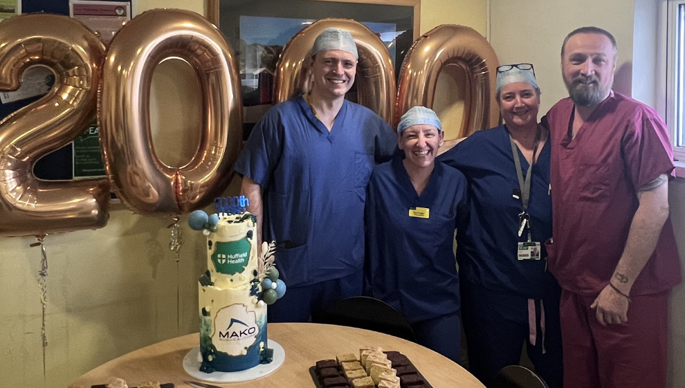 Exeter Hospital team celebrating the 2000th Mako® robot-assisted surgery