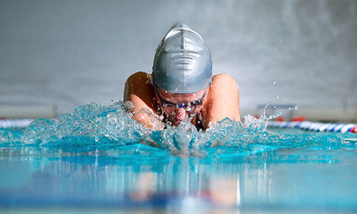 Swimming breaststroke