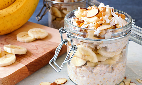 Overnight oats with banana and nuts