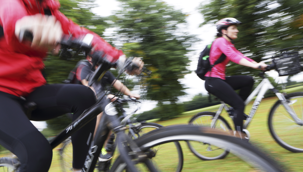 Cyclists race