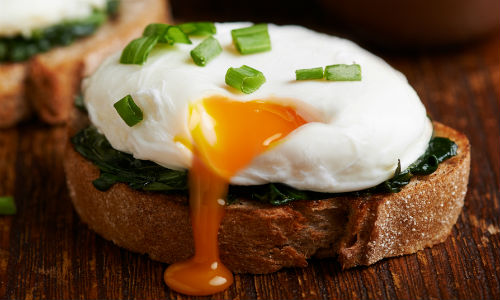 Poached eggs on toast