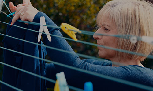 Wendy hanging up washing