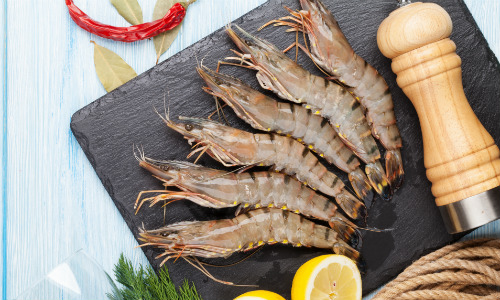 Prawns with lemon