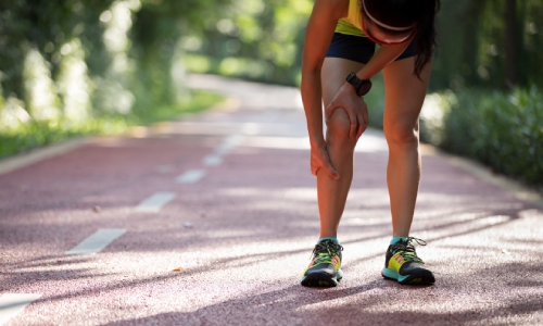 When to see a specialist for a knee injury